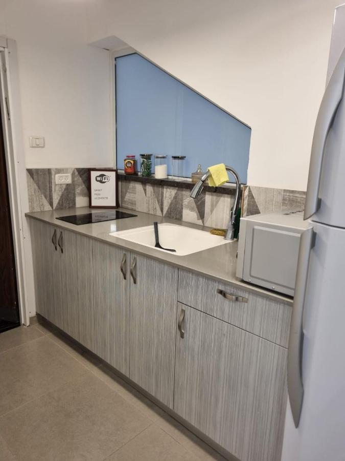 Luxury 2-Room Suite In The Center Of Downtown Haifa Exterior foto